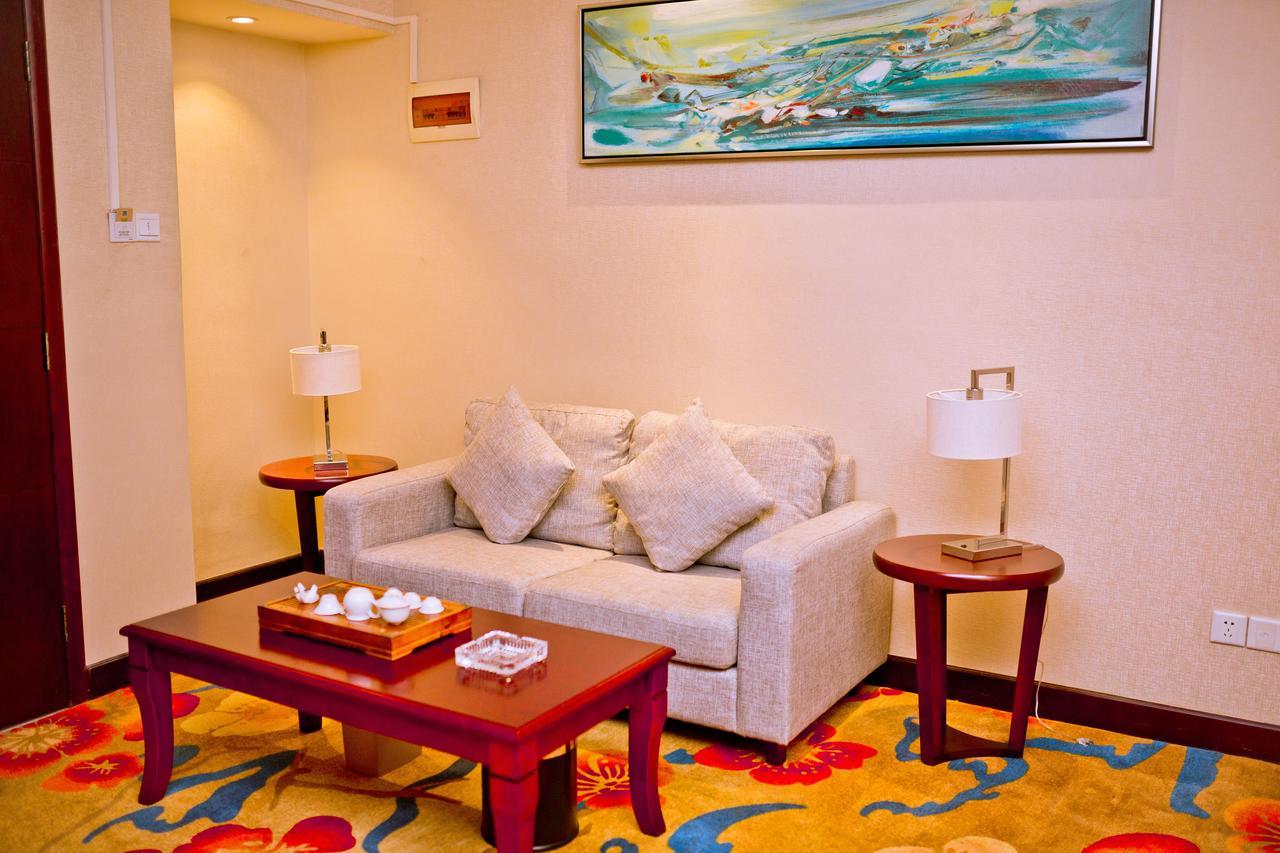 Guangzhou Ming Xin Hotel Bagian luar foto